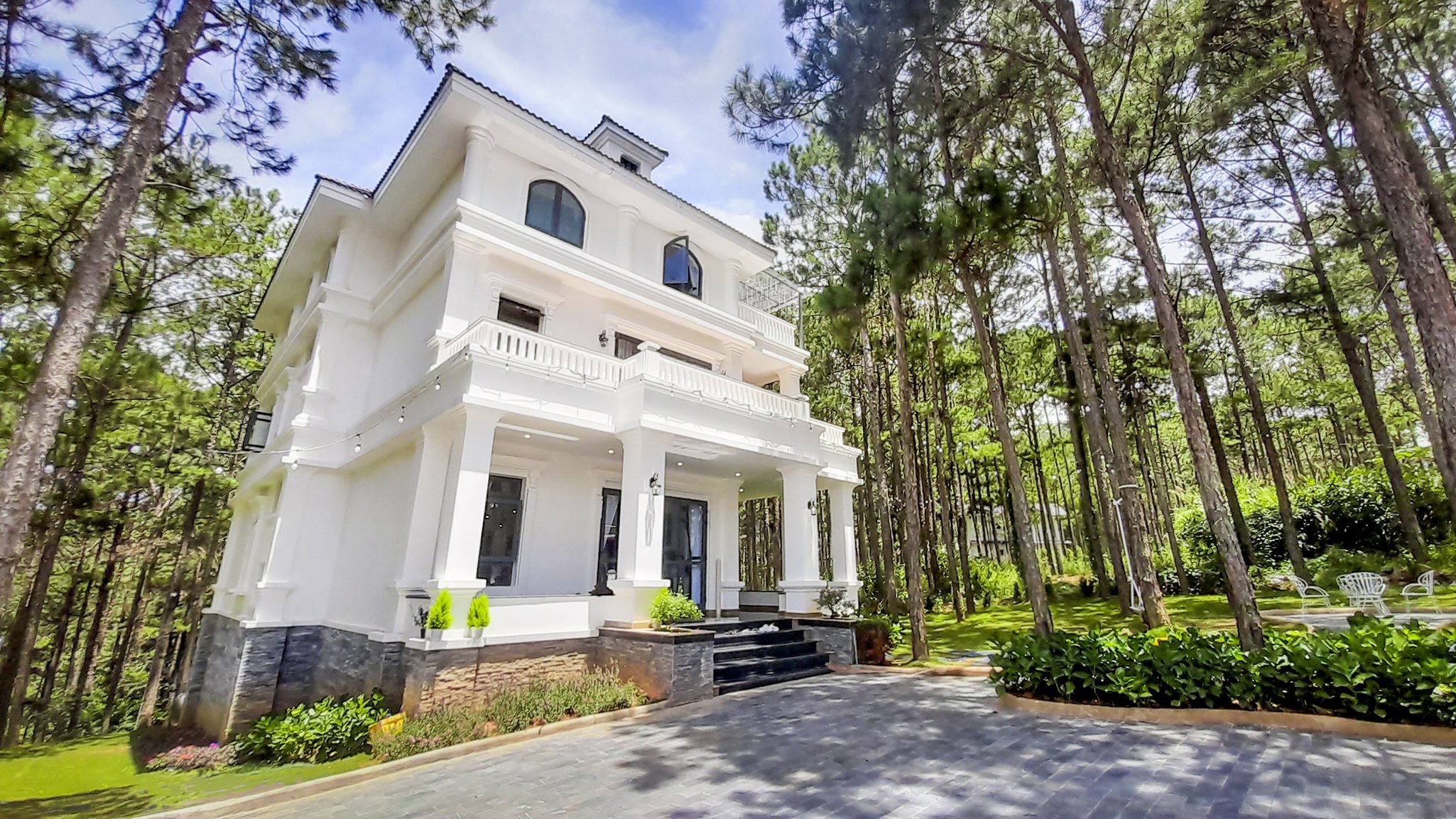 Villa L’amour Tuyền Lâm - ảnh 3