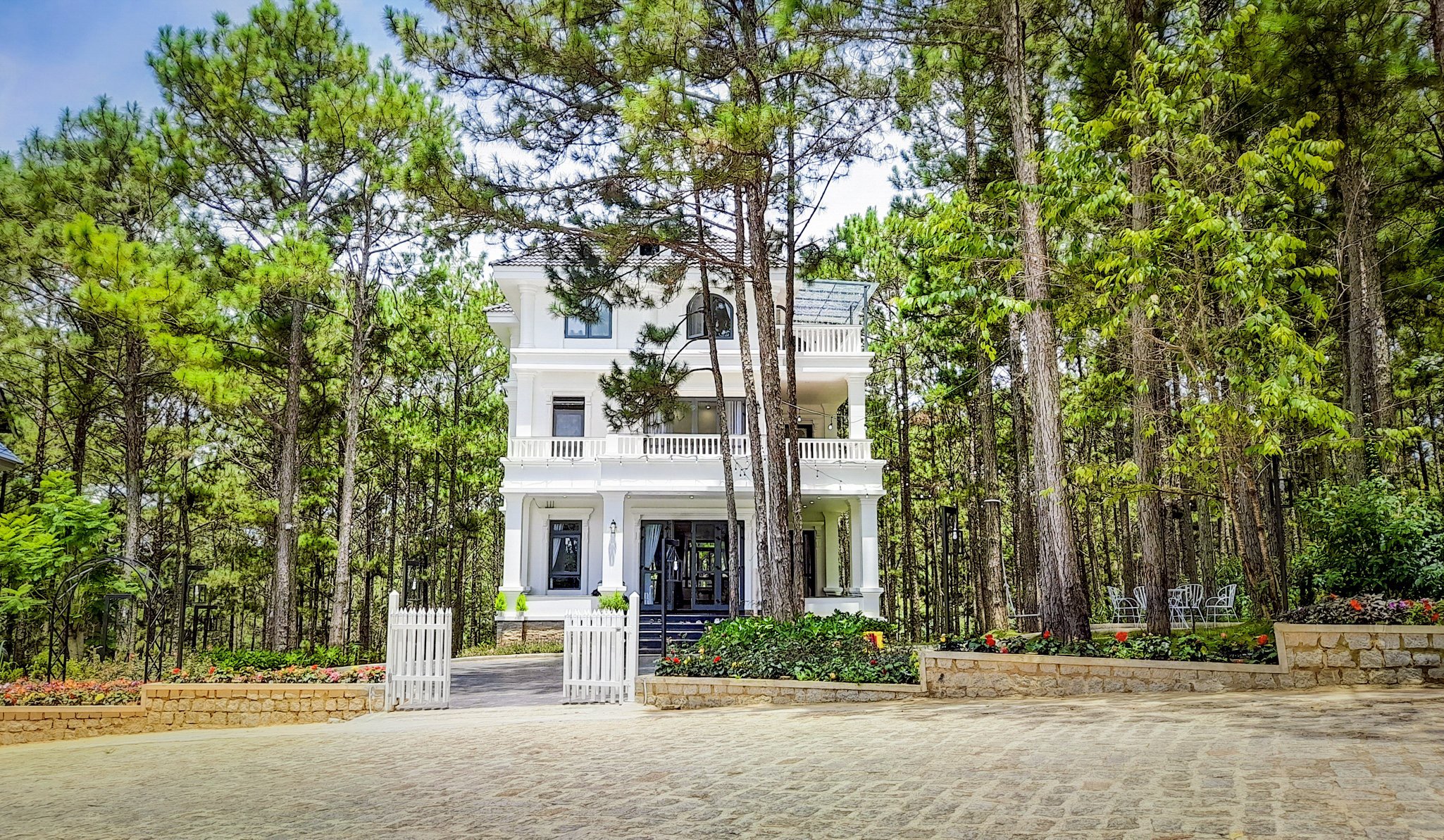 Villa L’amour Tuyền Lâm - ảnh 2