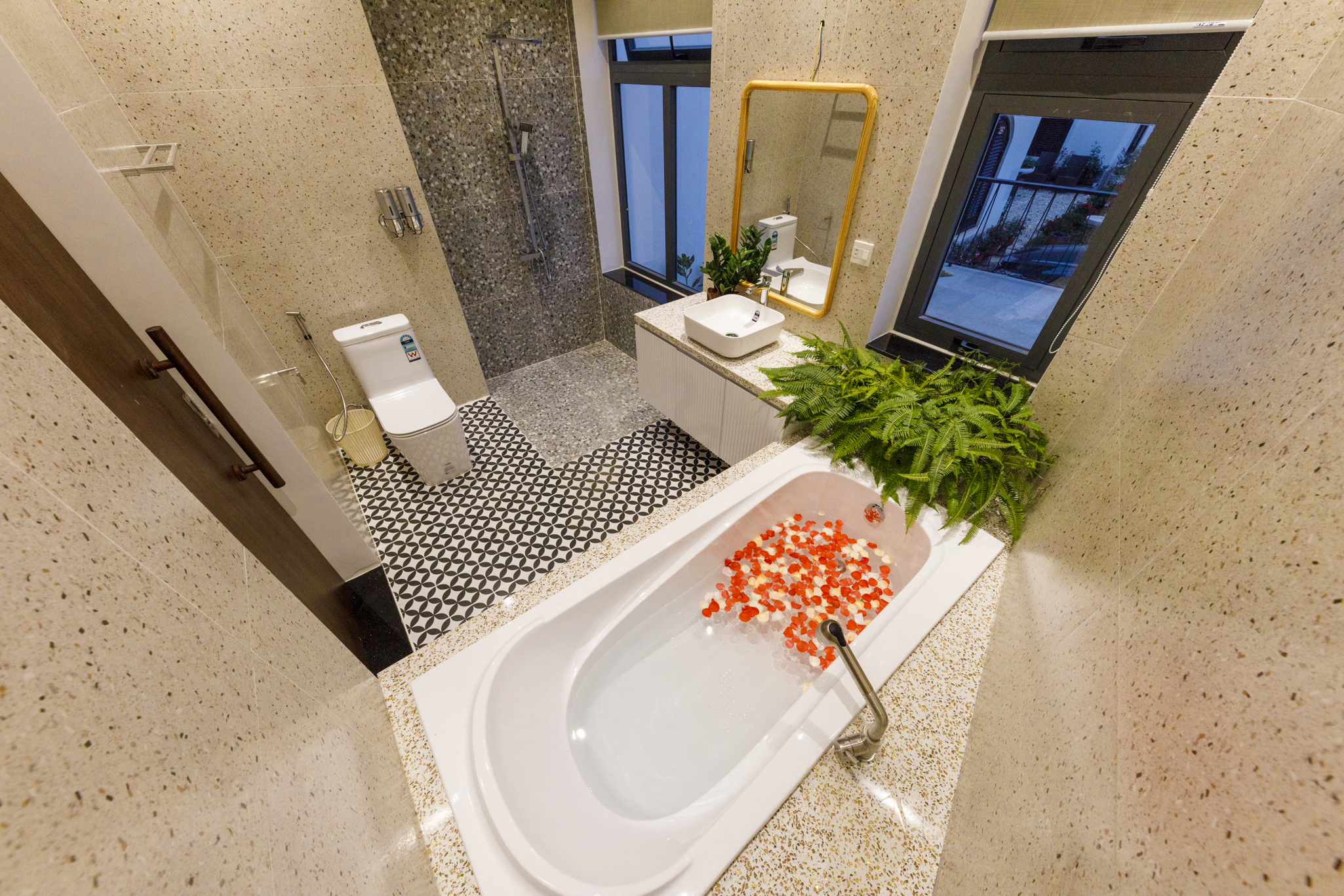 White Villas 8.1 Đà Lạt - ảnh 5