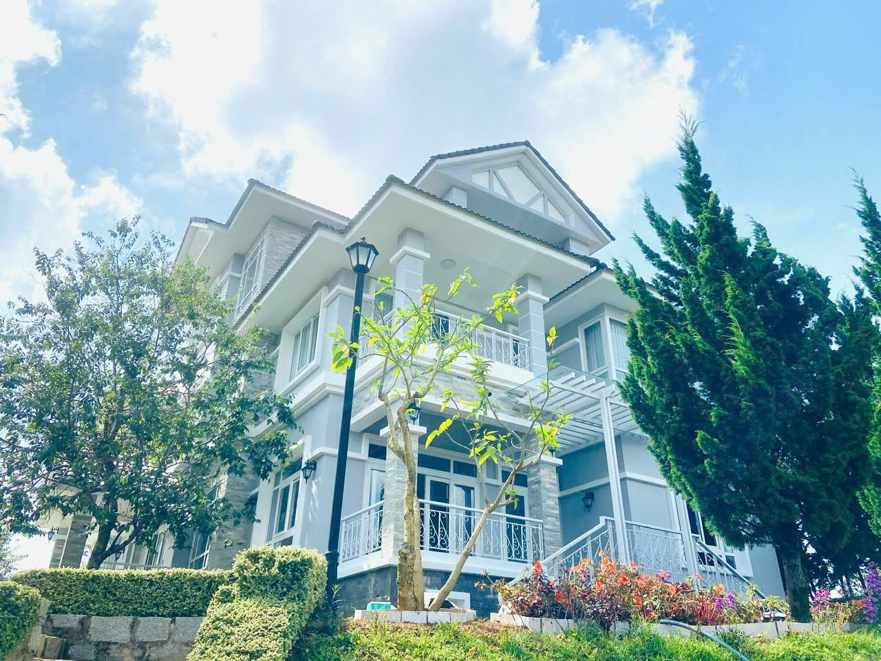 Villa Châu Âu Đà Lạt Như Ý - ảnh 2