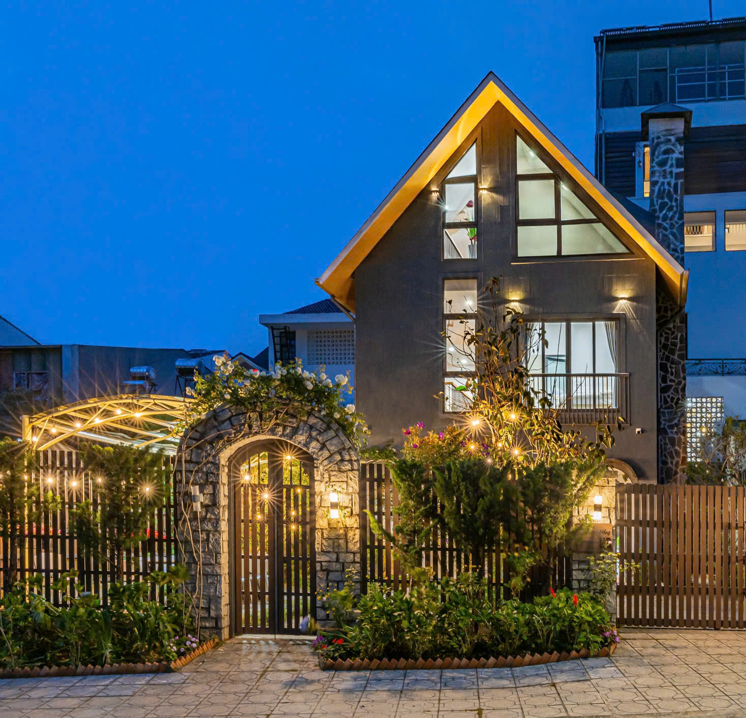 Full House VILLA - ảnh 1