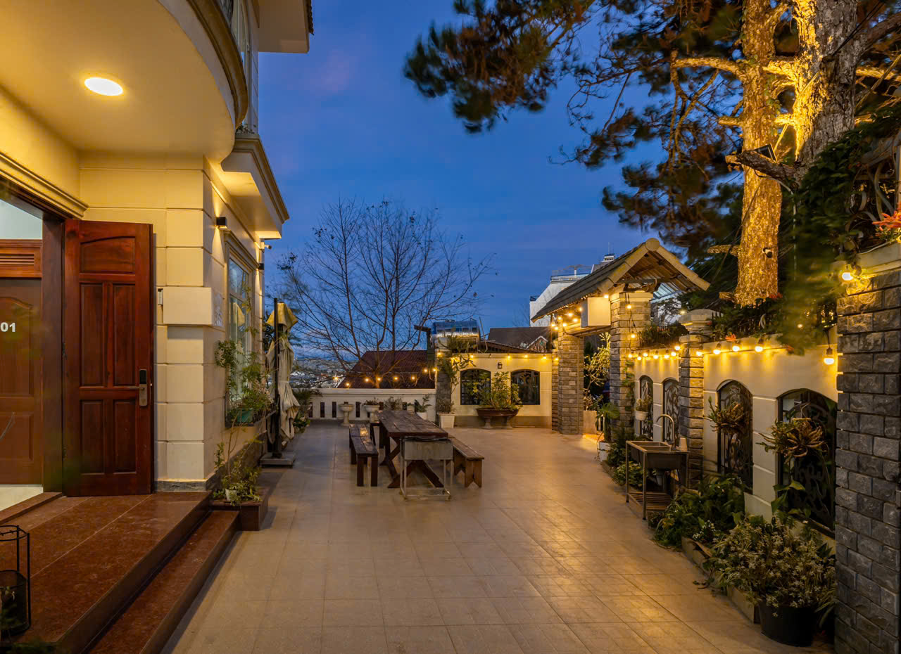 Villa COZY VILLA Đà Lạt View Nhà Lồng – 8 Phòng Ngủ, Xe 50 Chỗ Vào Tận Nơi ĐÀ LẠT - ảnh 10